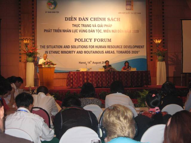 พัฒนาแหล่งบุคลากรในเขตเขาและเขตชนกลุ่มน้อย